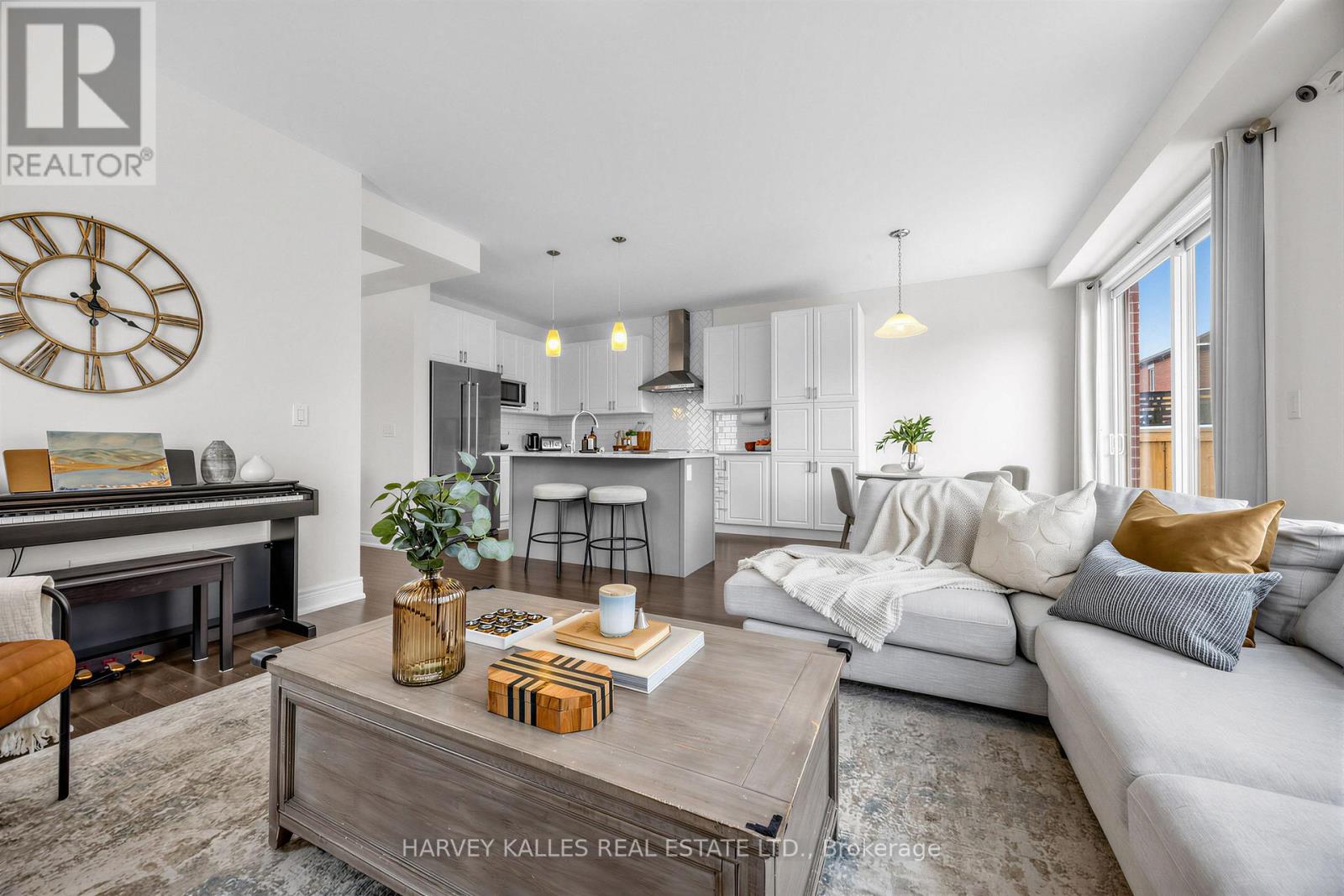 1002 KINGPEAK CRESCENT