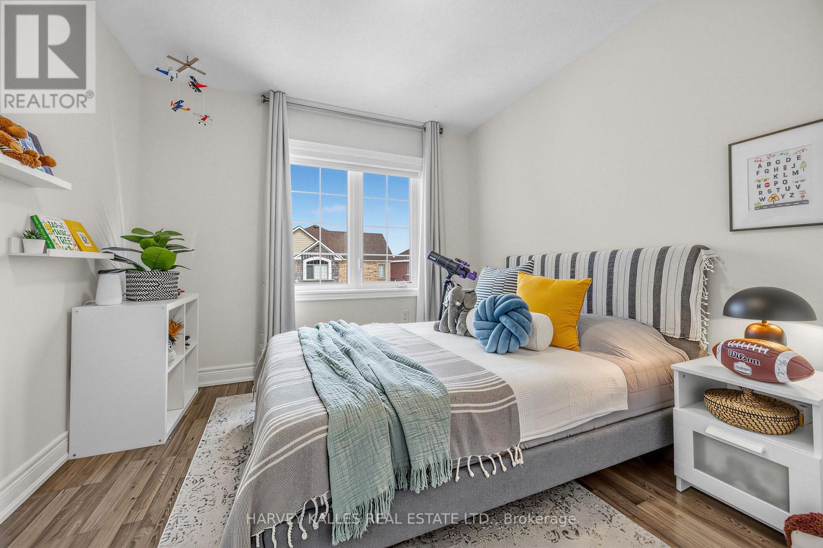 1002 KINGPEAK CRESCENT