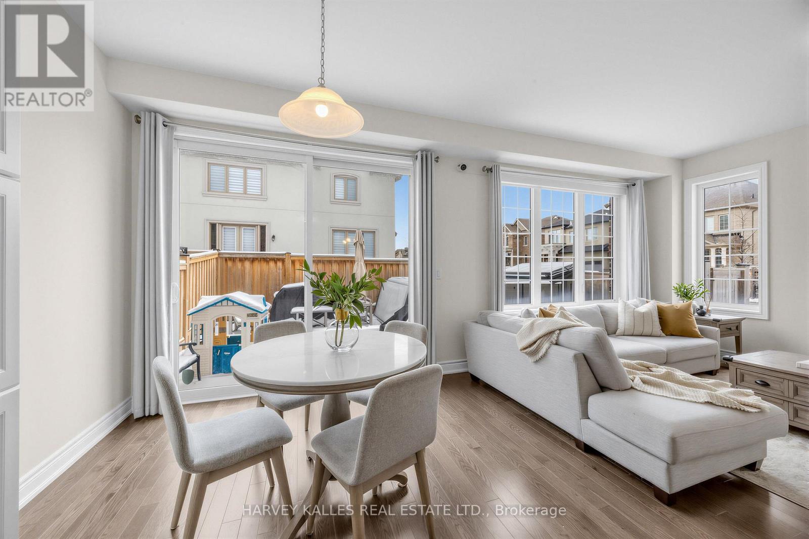 1002 KINGPEAK CRESCENT