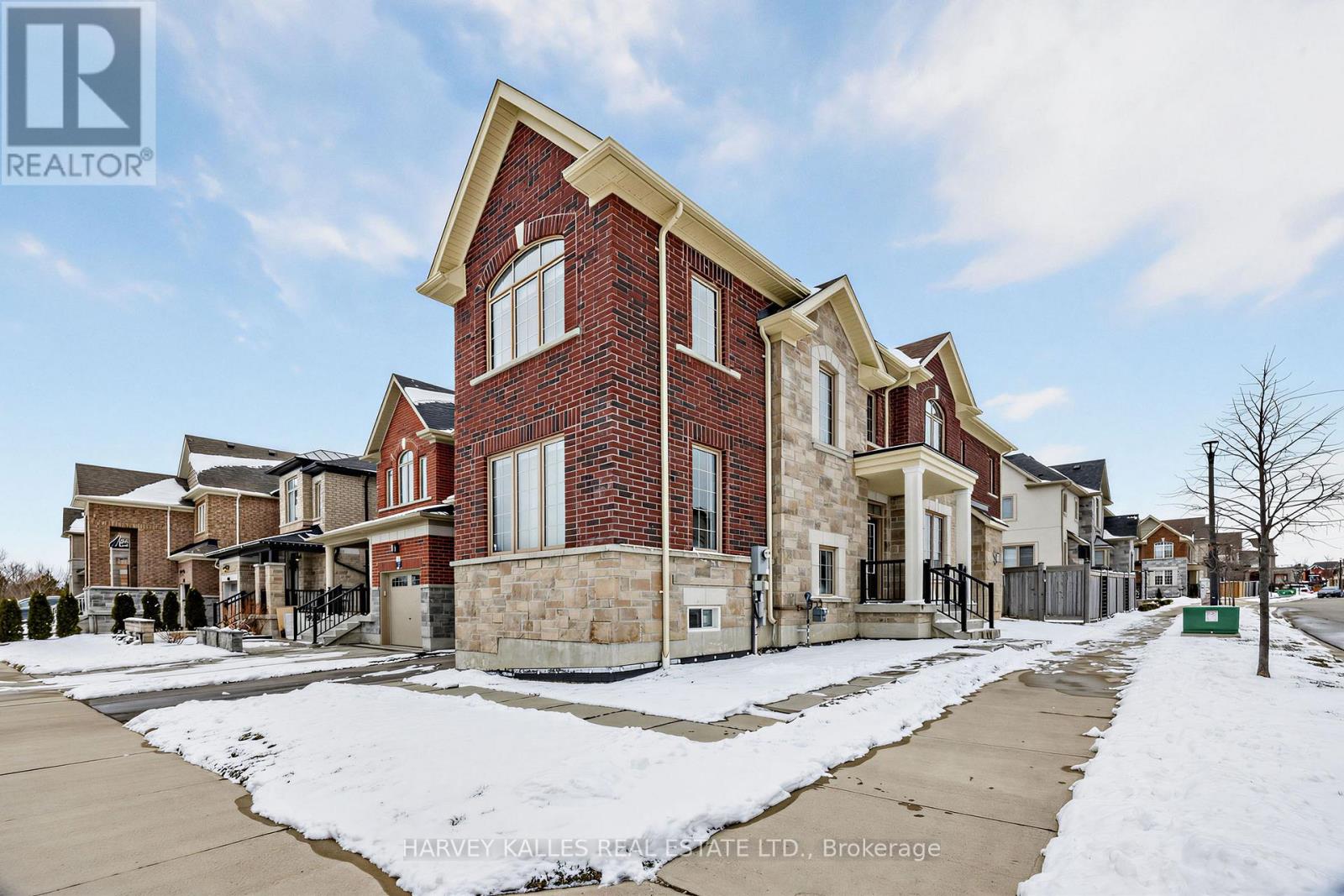 1002 KINGPEAK CRESCENT