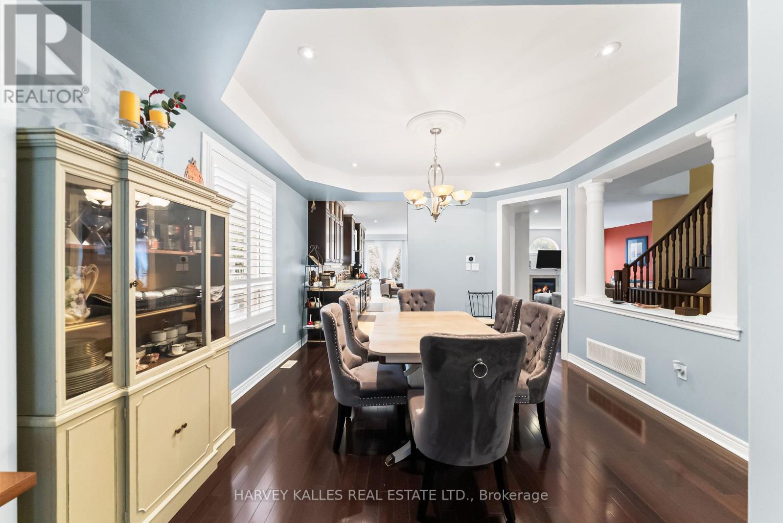 86 ROCKLAND CRESCENT