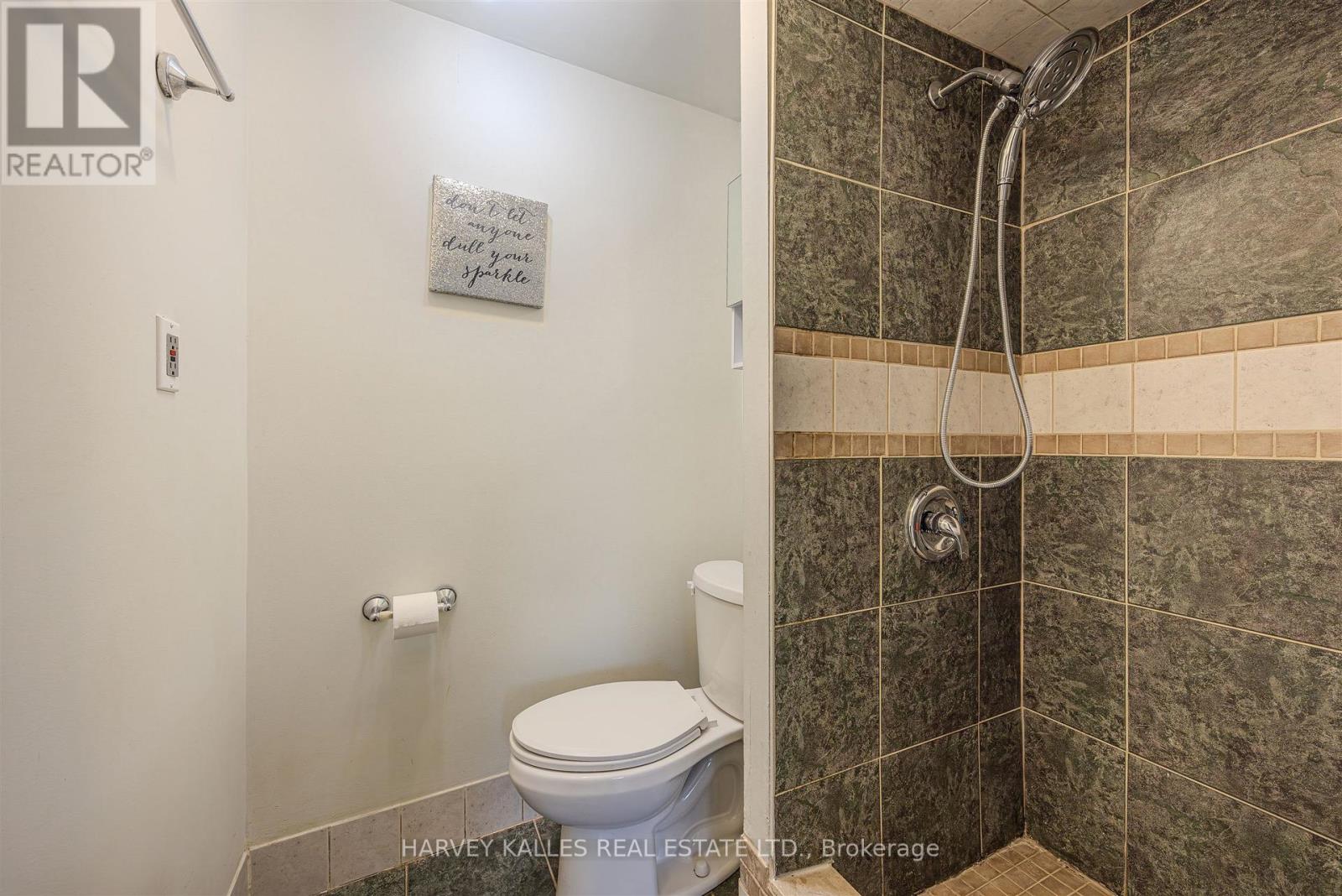 82 - 321 BLACKTHORN STREET