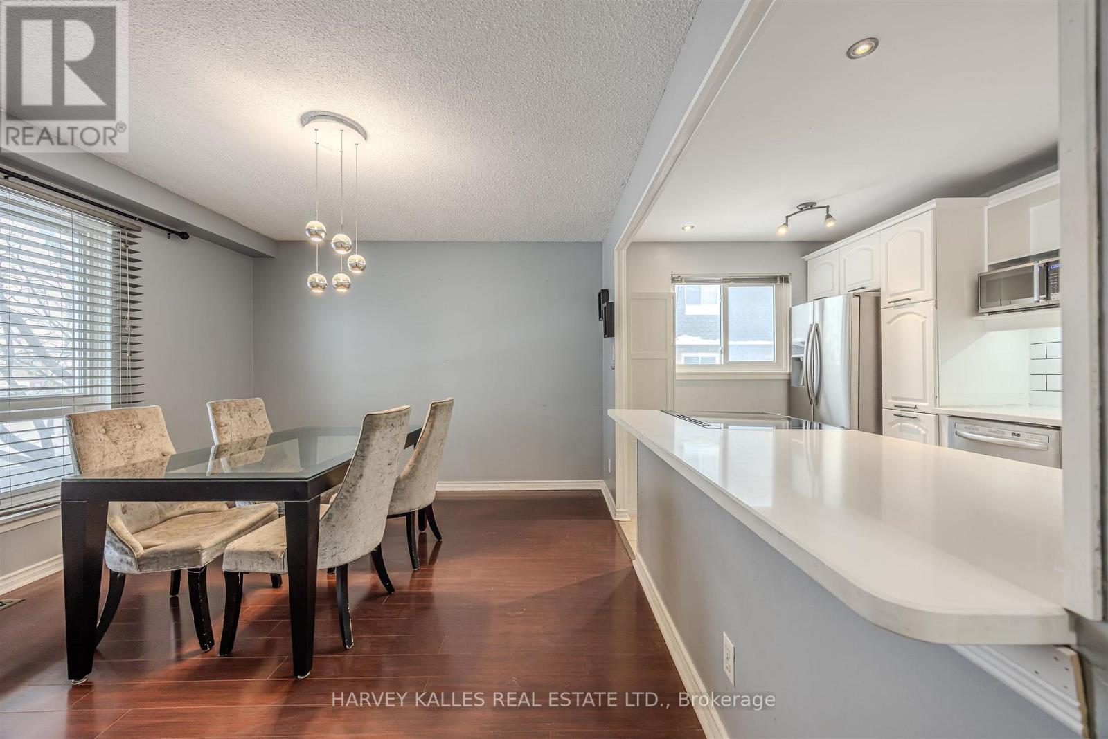 82 - 321 BLACKTHORN STREET