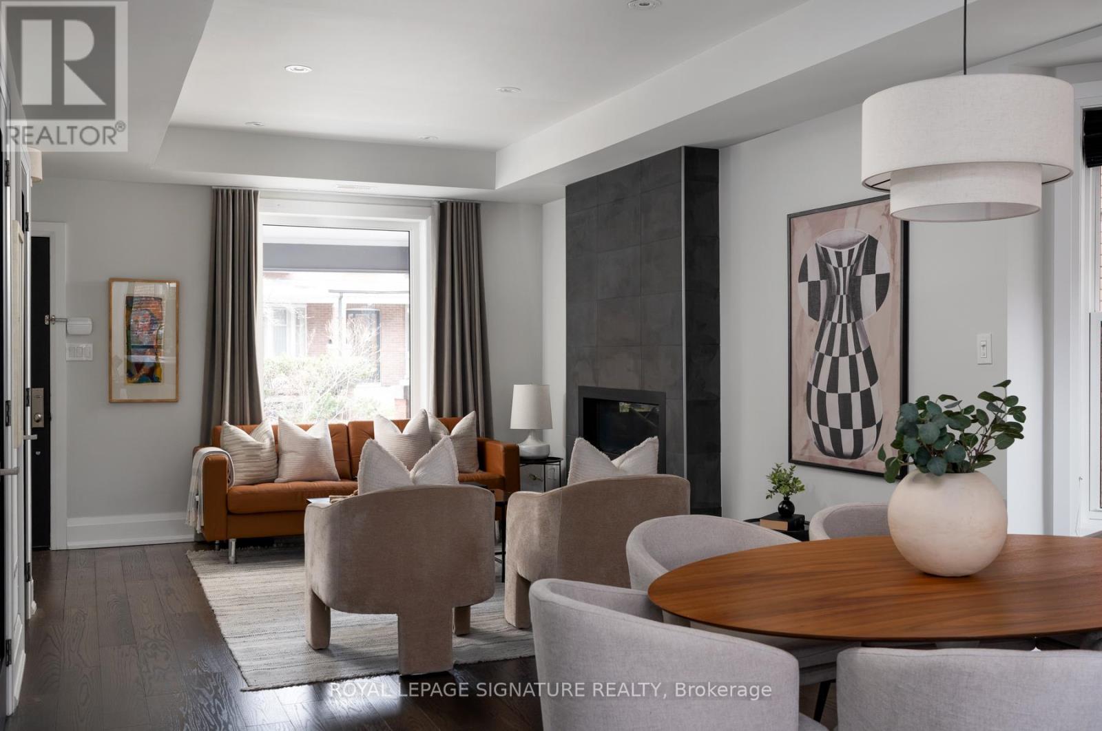 77 DEARBOURNE AVENUE