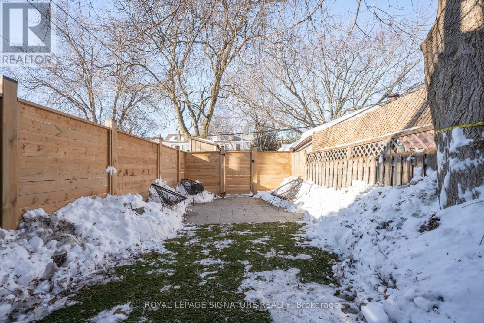 26 PAPE AVENUE