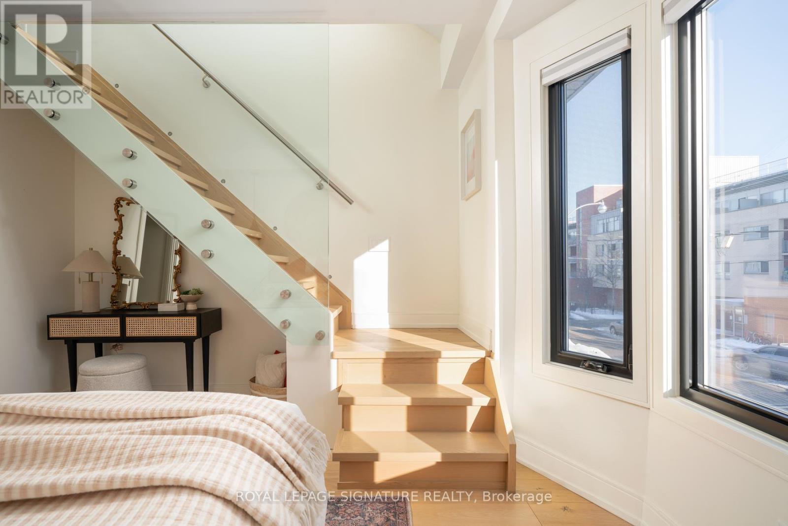 26 PAPE AVENUE