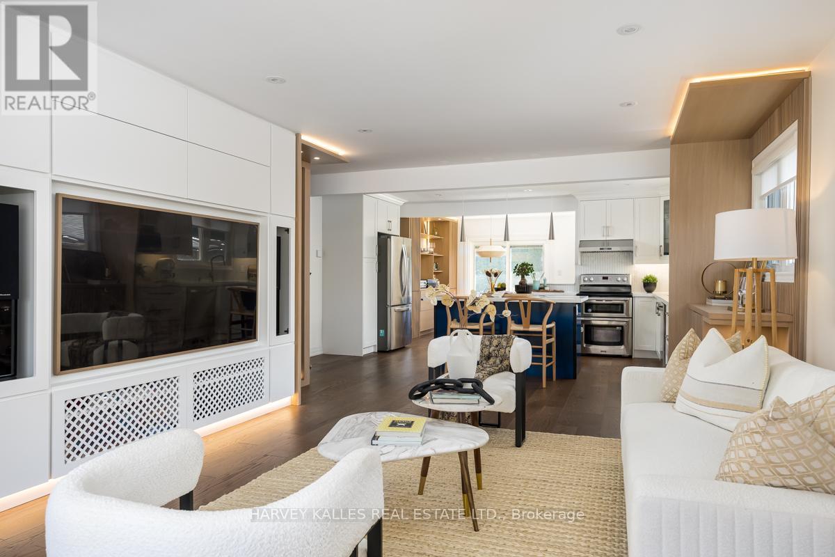 35 MANORGLEN CRESCENT