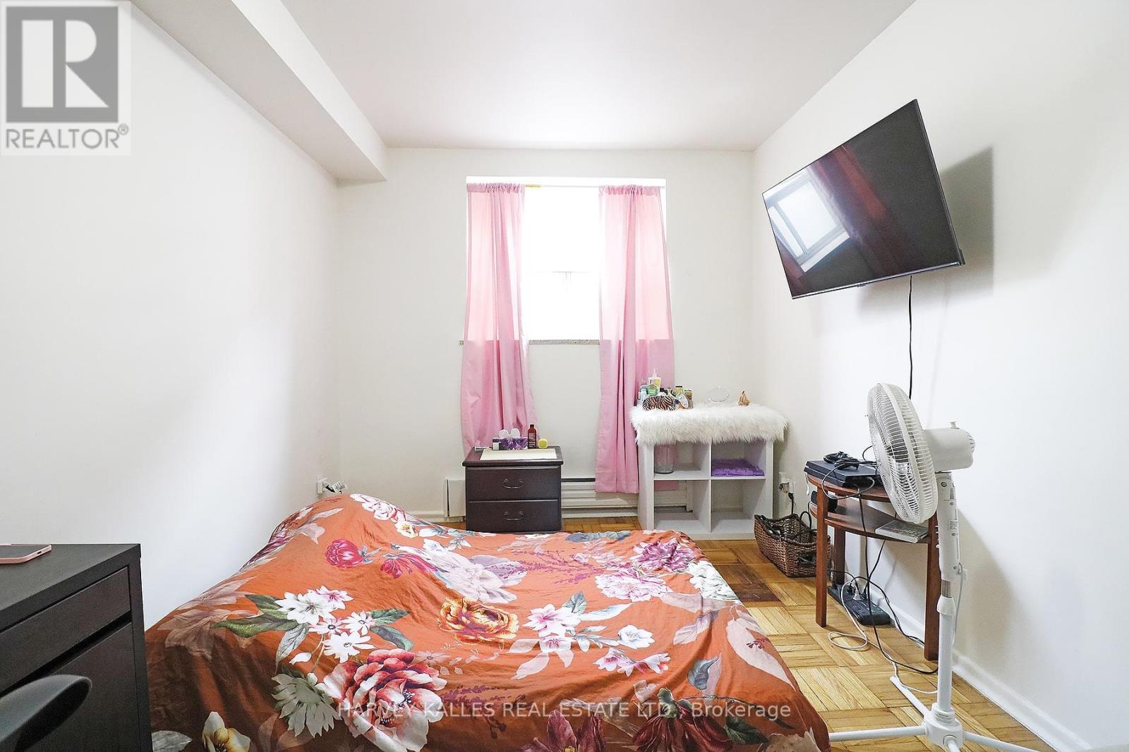 308 - 1751 VICTORIA PK AVENUE