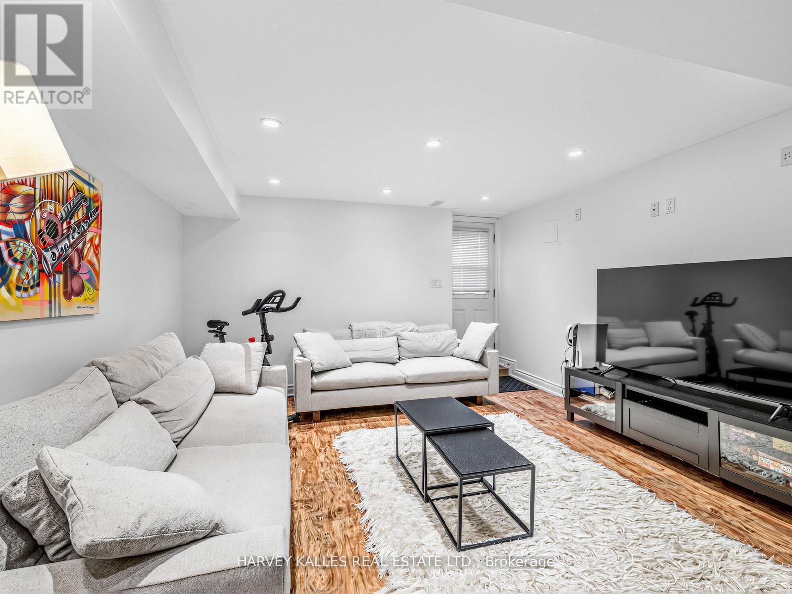 358 MORTIMER AVENUE