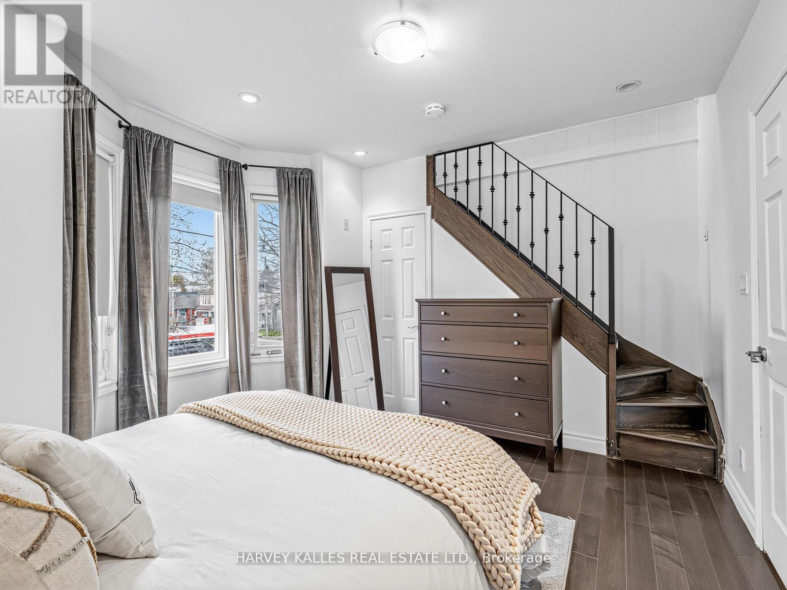358 MORTIMER AVENUE