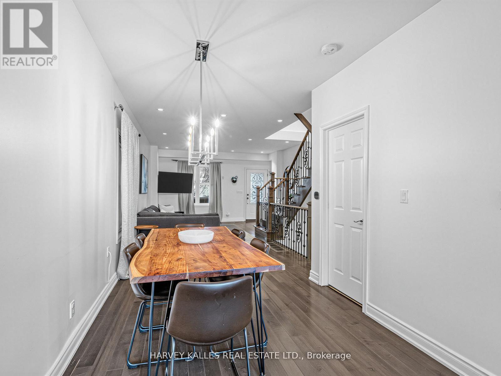 358 MORTIMER AVENUE