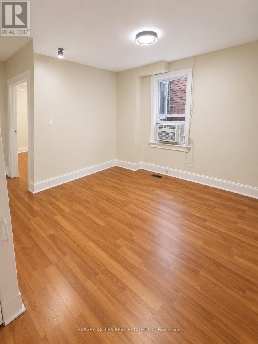 2ND FLR - 1355 DANFORTH AVENUE