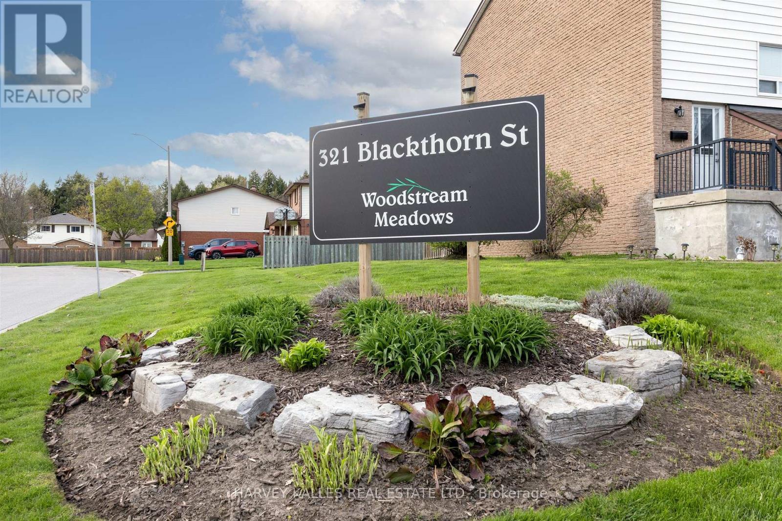 82 - 321 BLACKTHORN STREET