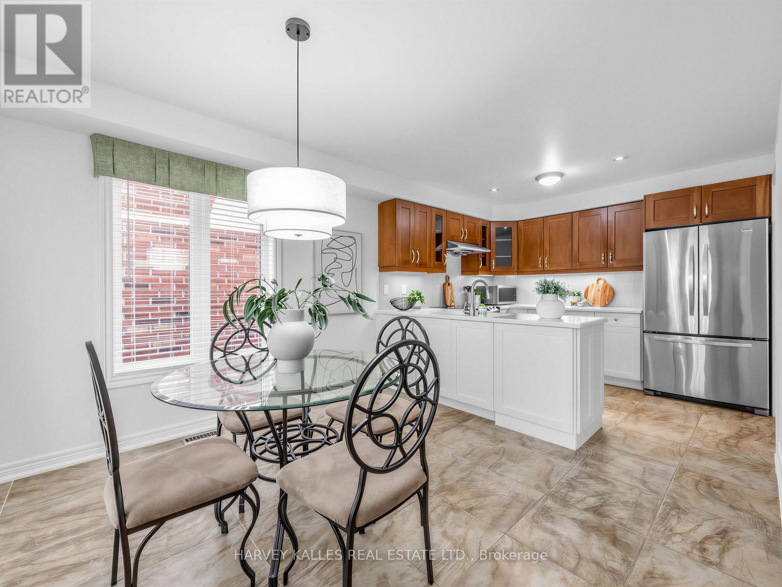 1636 GLENBOURNE DRIVE