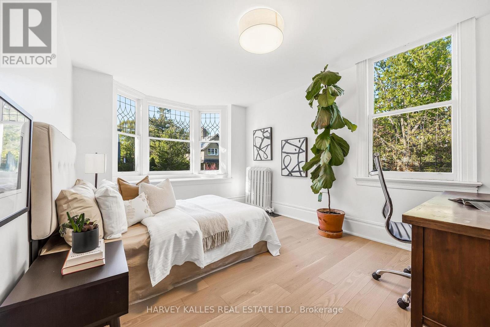 139 HAMMERSMITH AVENUE