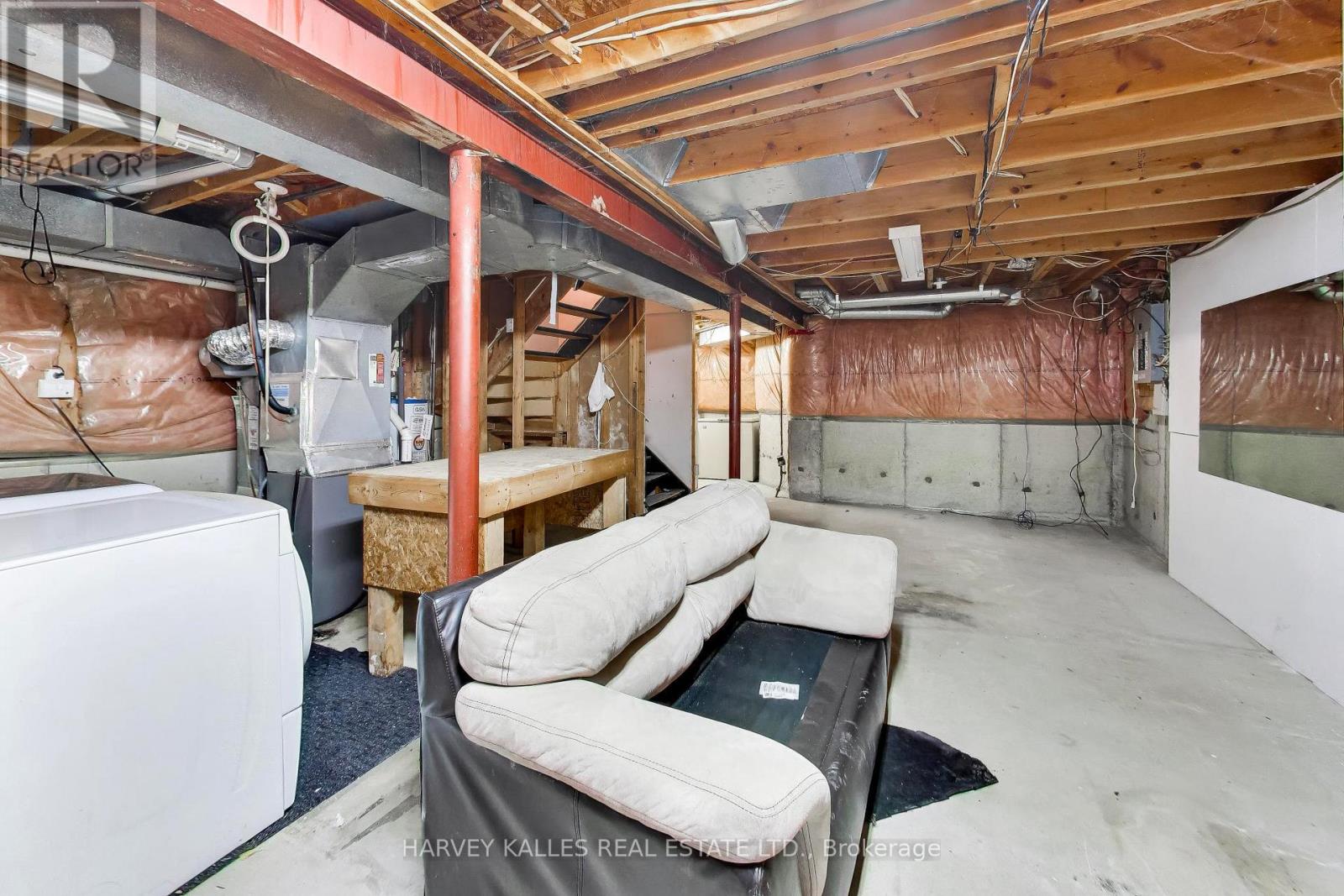 70 ANDONA CRESCENT