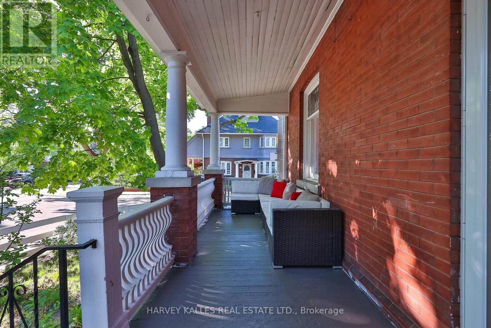 139 HAMMERSMITH AVENUE
