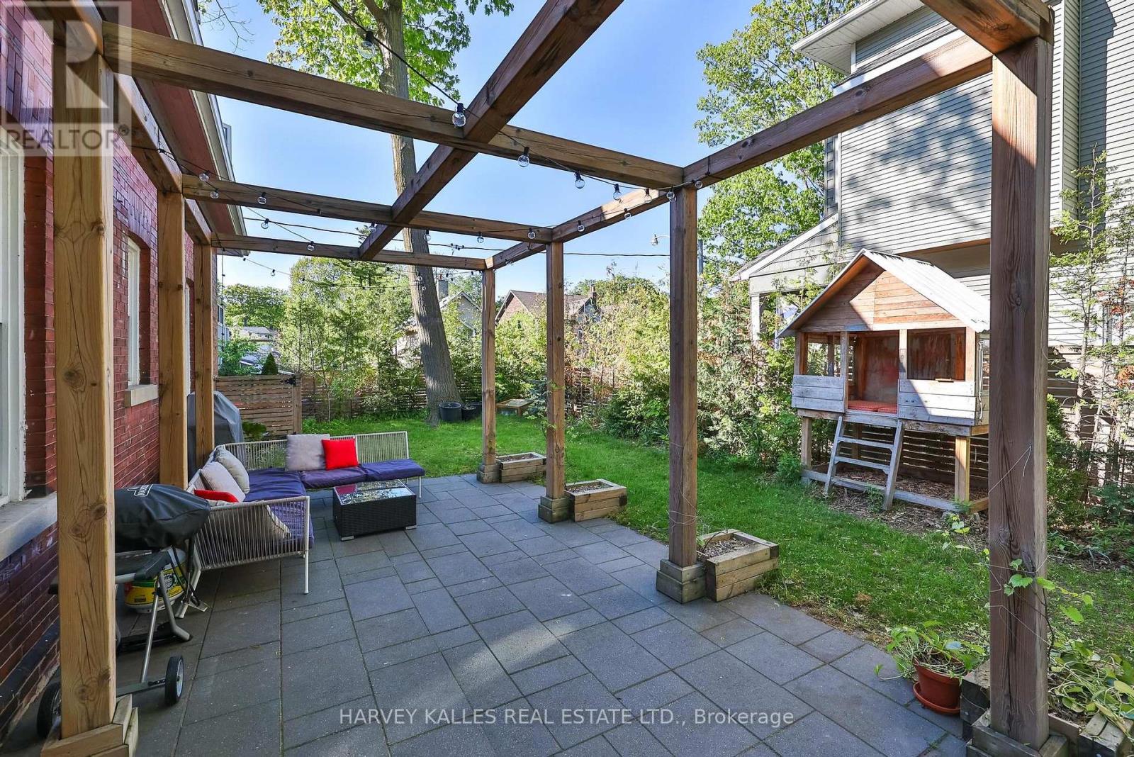 139 HAMMERSMITH AVENUE