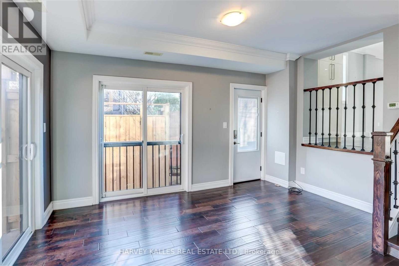 58 SANDFORD AVENUE
