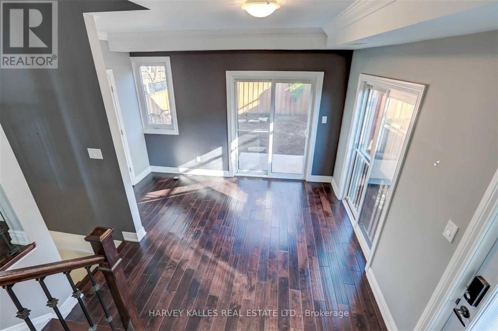 58 SANDFORD AVENUE