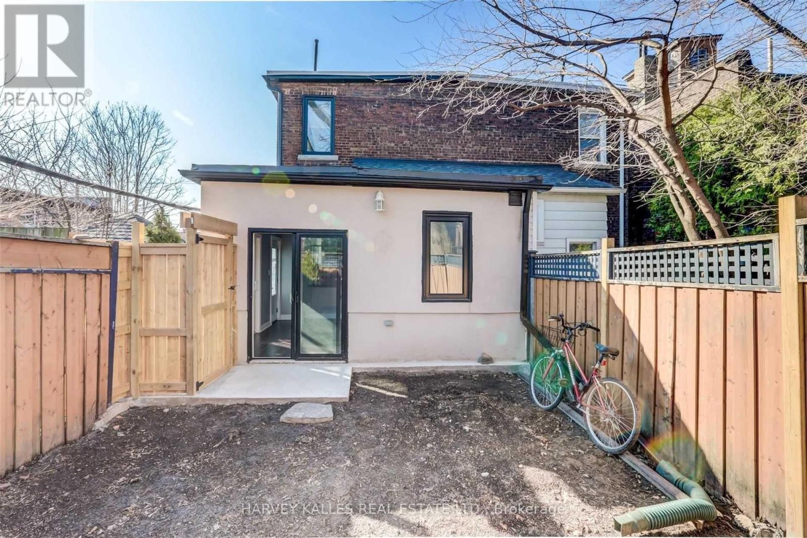 58 SANDFORD AVENUE