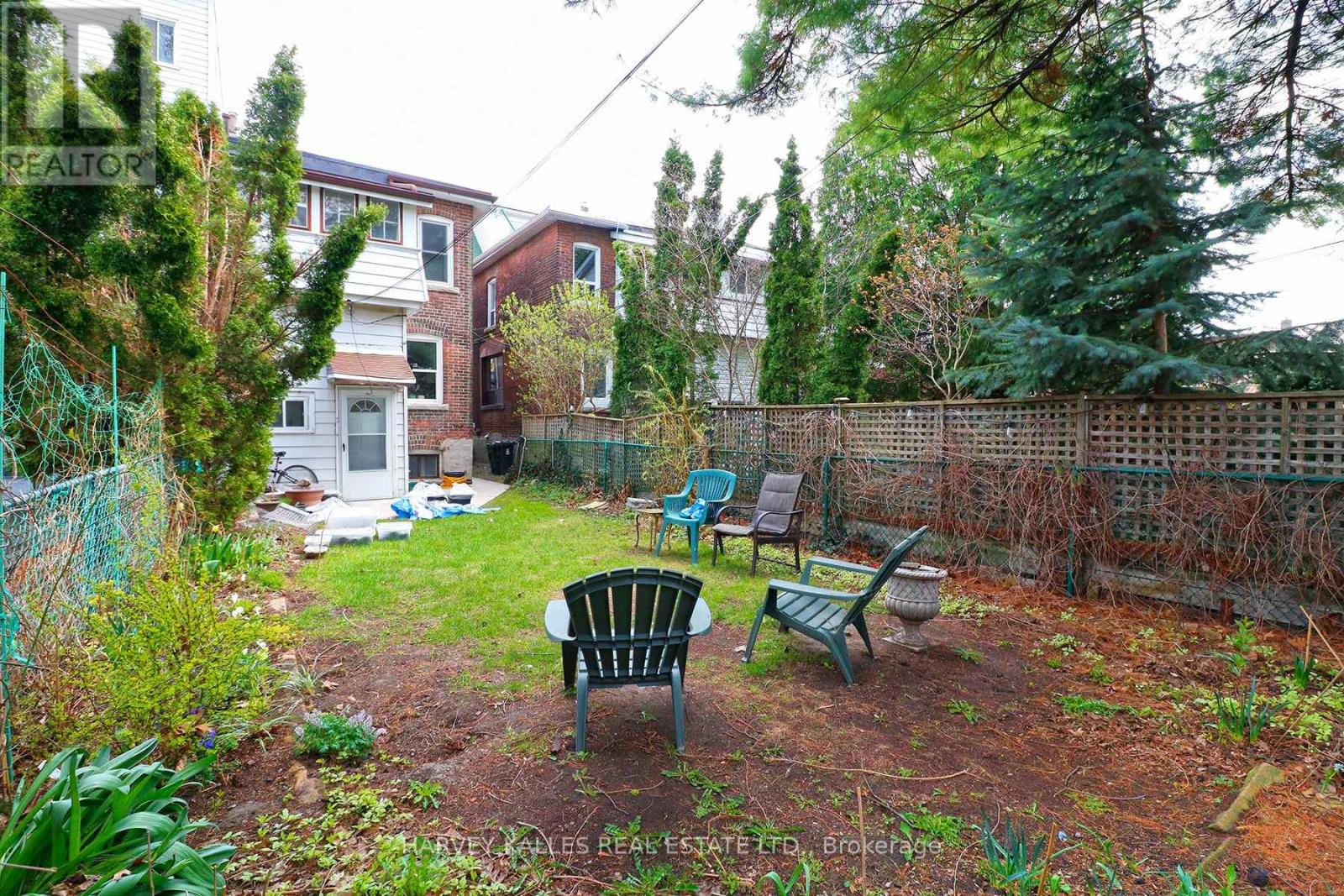 BASEMENT - 156 GILLARD AVENUE