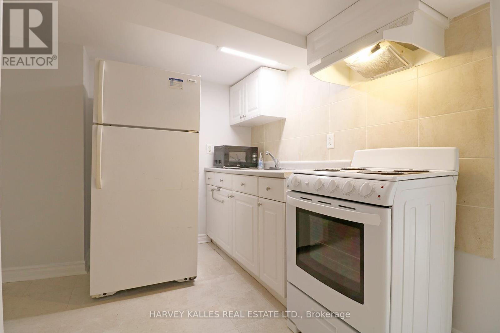 BASEMENT - 156 GILLARD AVENUE