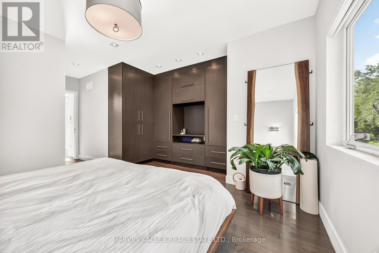 235 CEDARVALE AVENUE