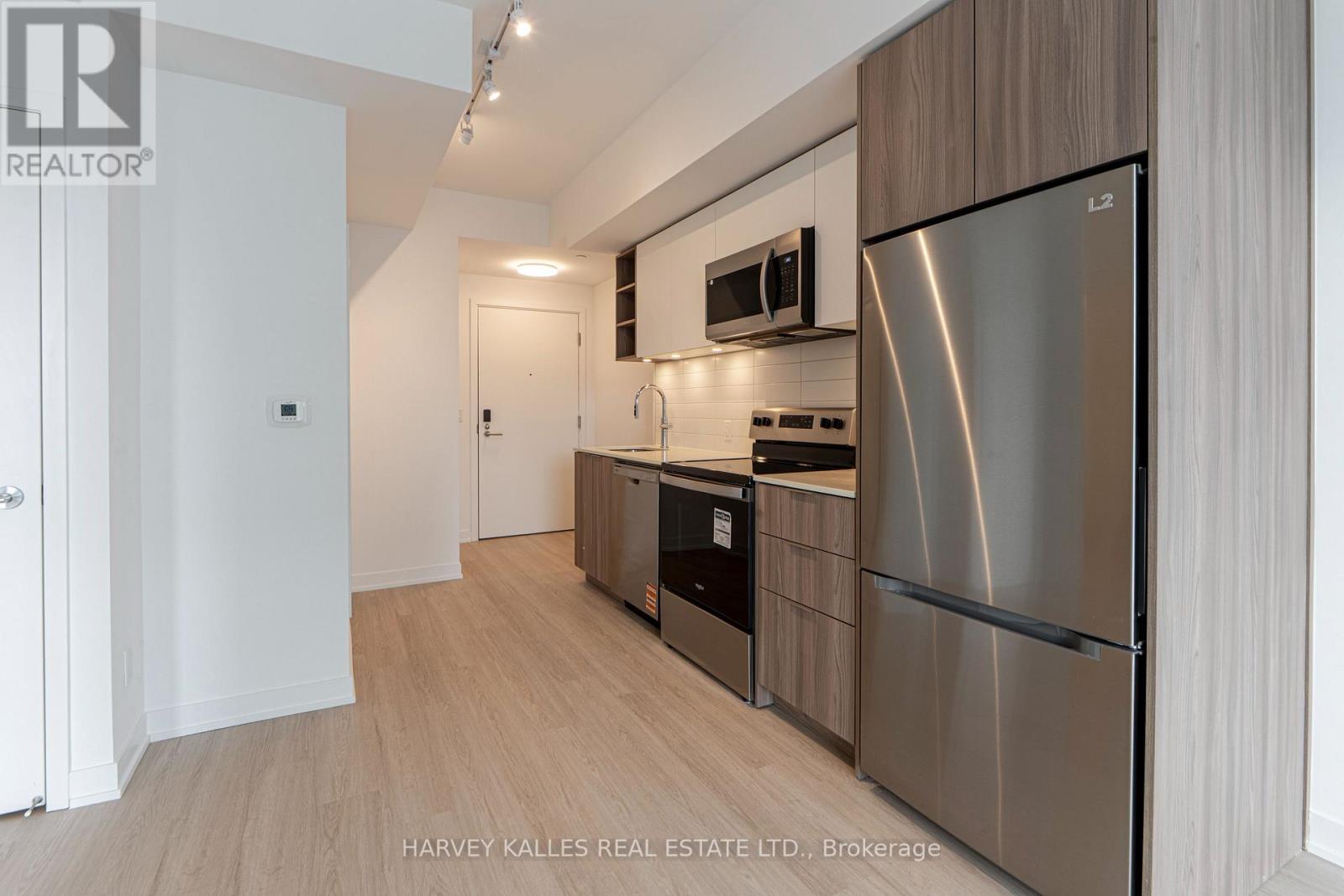 1110 - 100 EASTDALE AVENUE