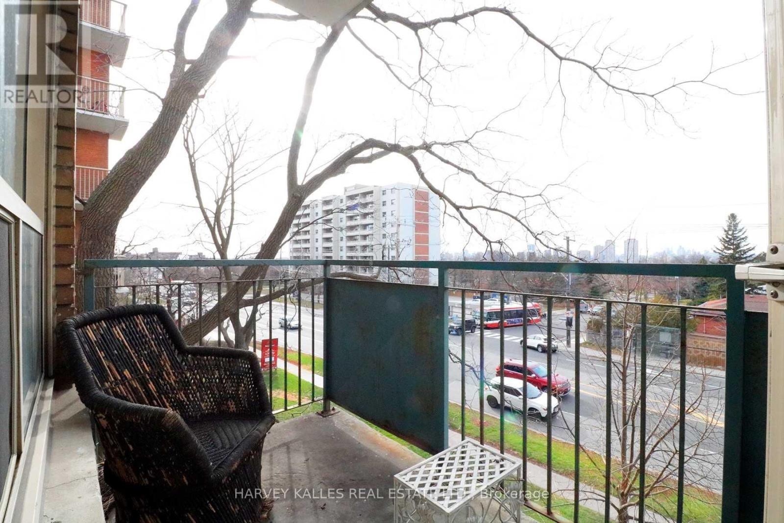 303 - 1751 VICTORIA PARK AVENUE