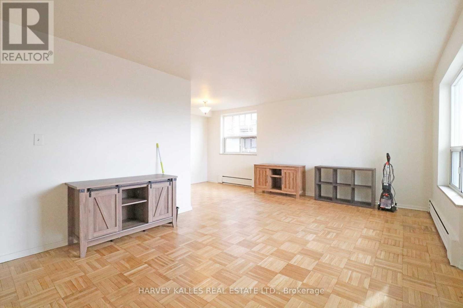 303 - 1751 VICTORIA PARK AVENUE