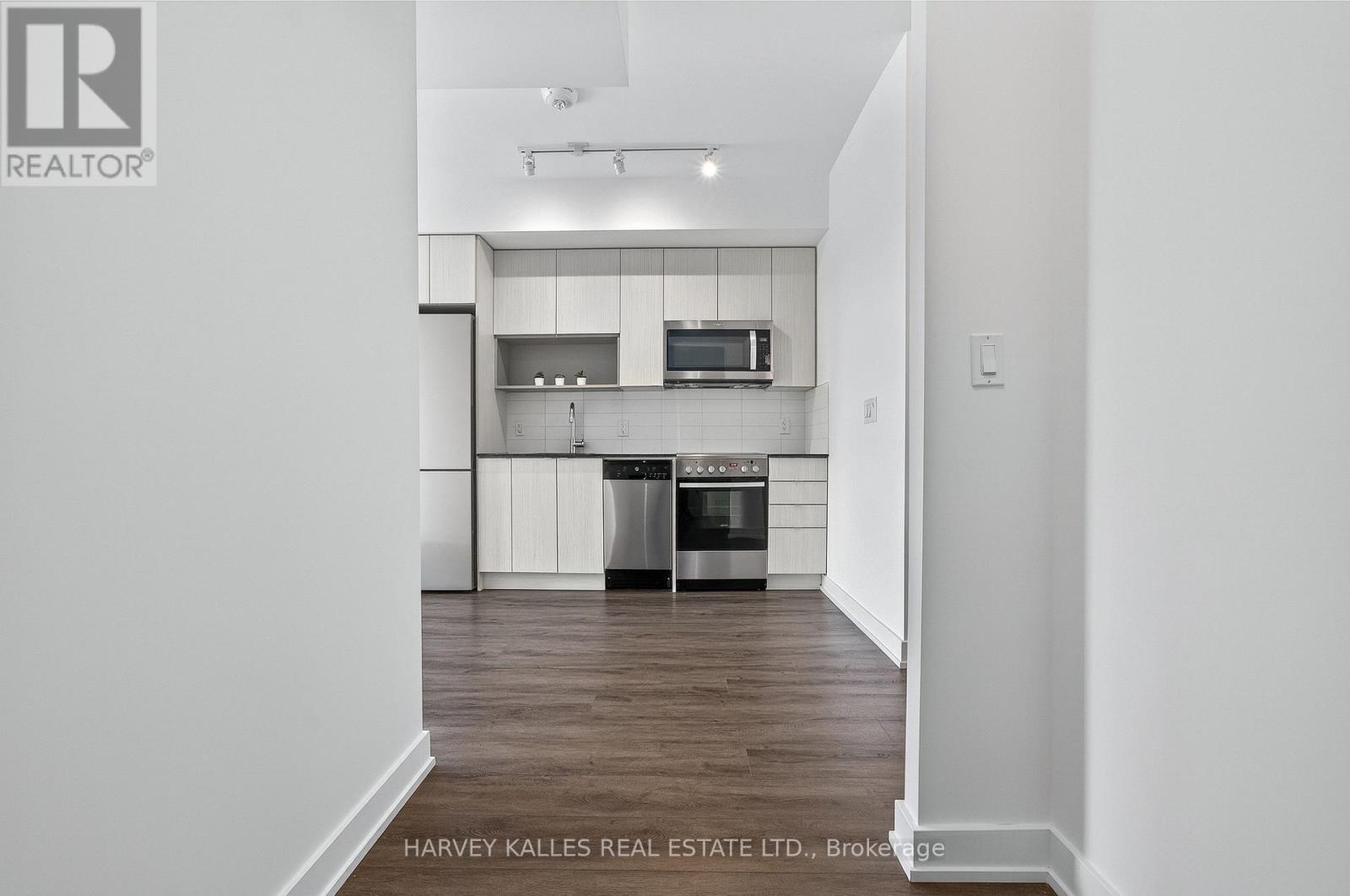503 - 630 GREENWOOD AVENUE