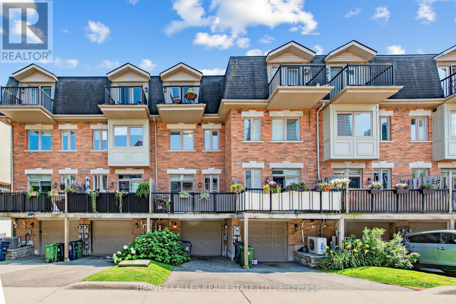 18 SARGENT LANE