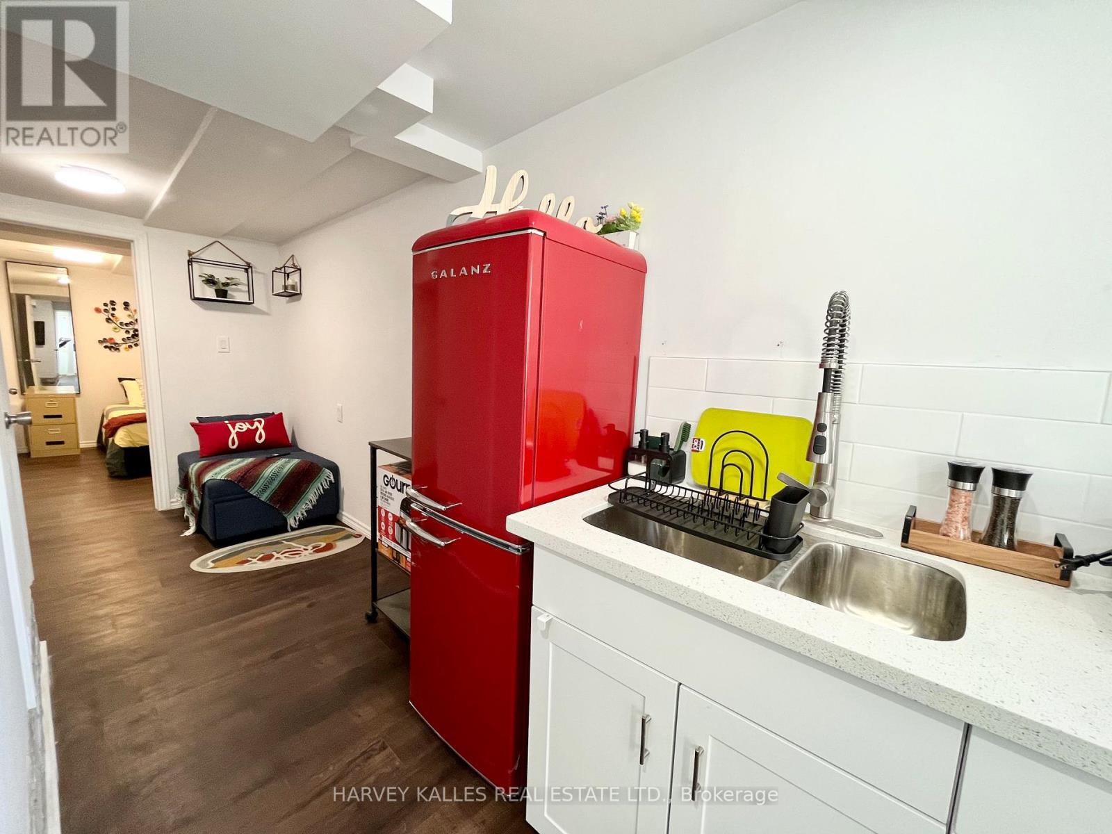 LOWER - 26 LEYTON AVENUE