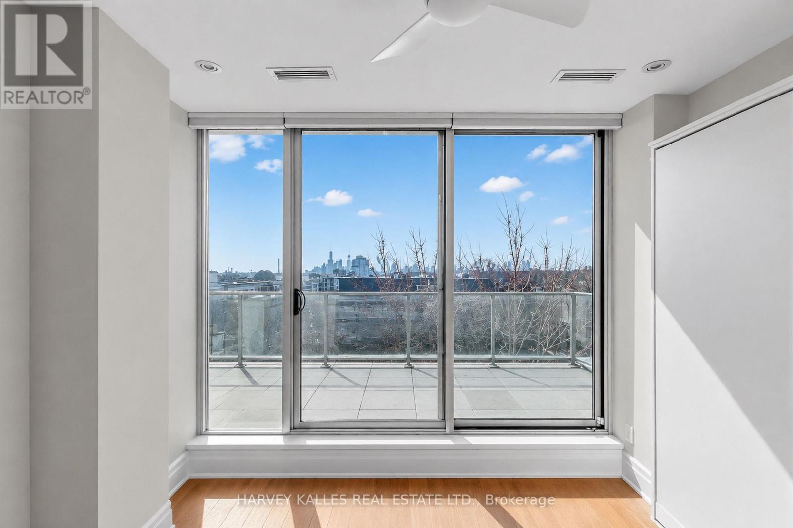 404 - 1 RAINSFORD ROAD