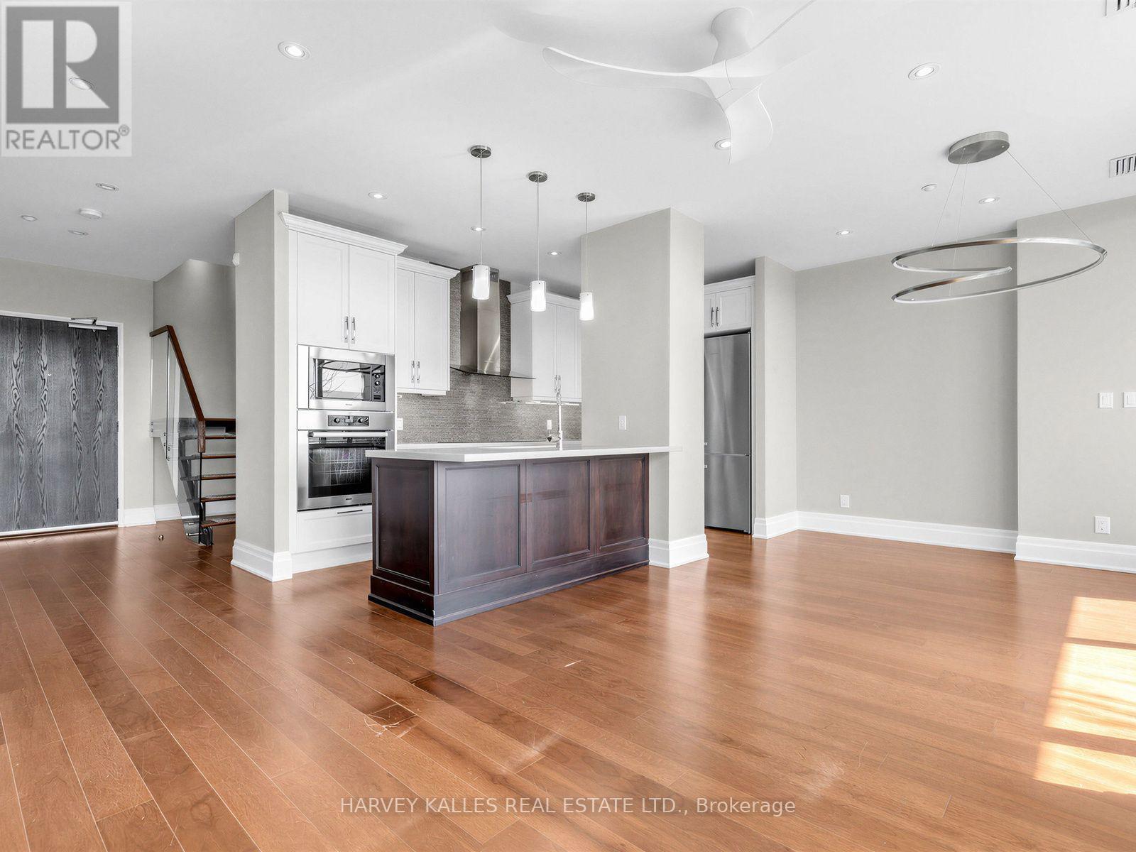 404 - 1 RAINSFORD ROAD