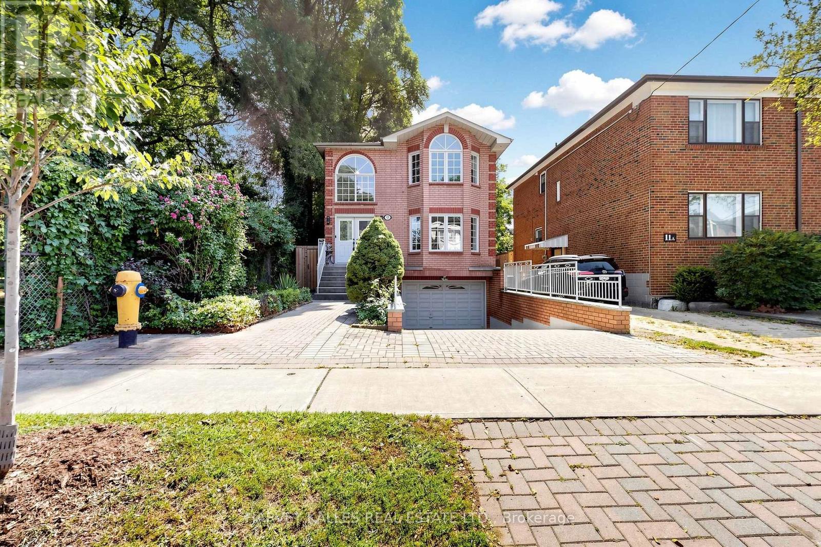 15 WOODVILLE AVENUE