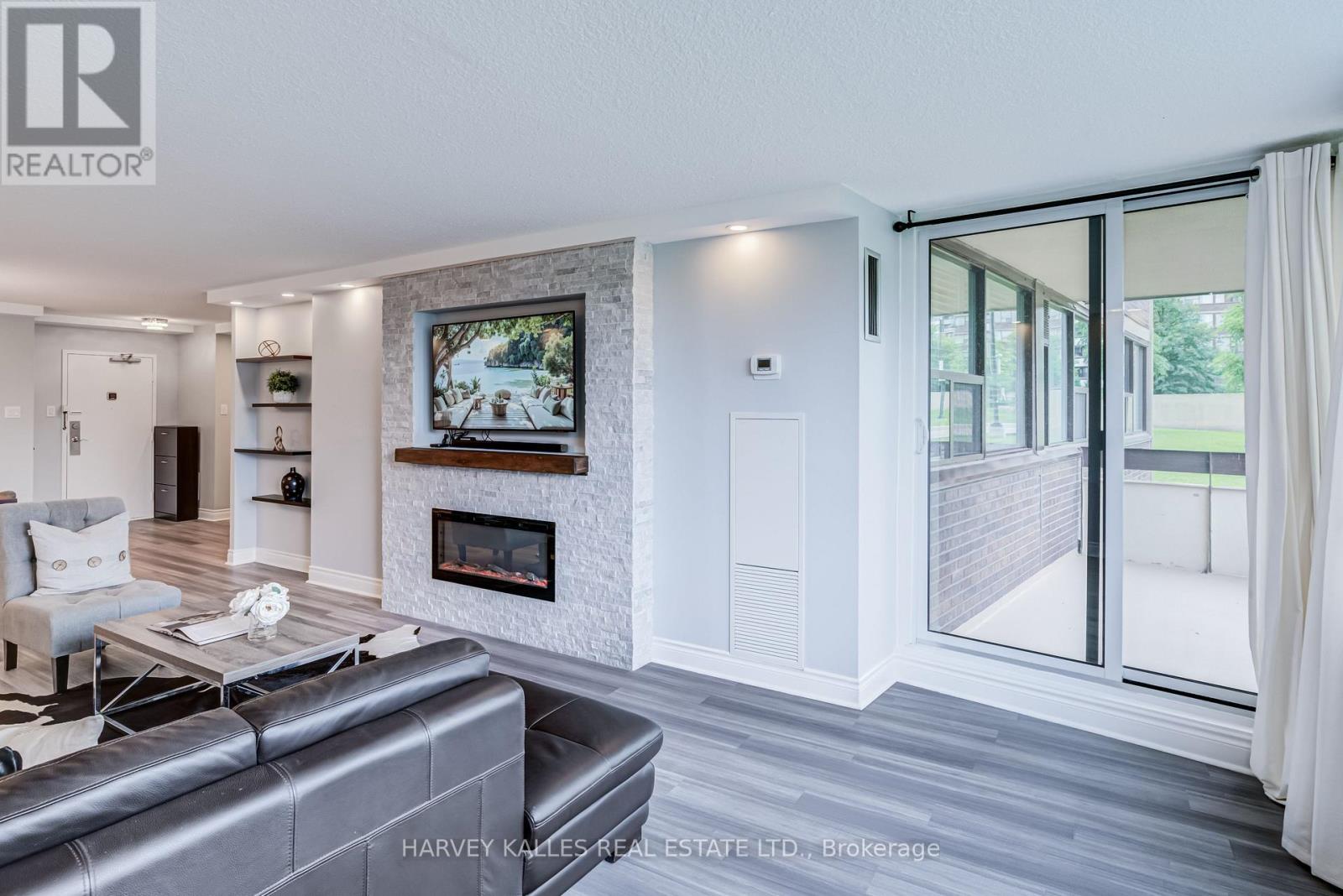 103 - 65 HUNTINGDALE BOULEVARD