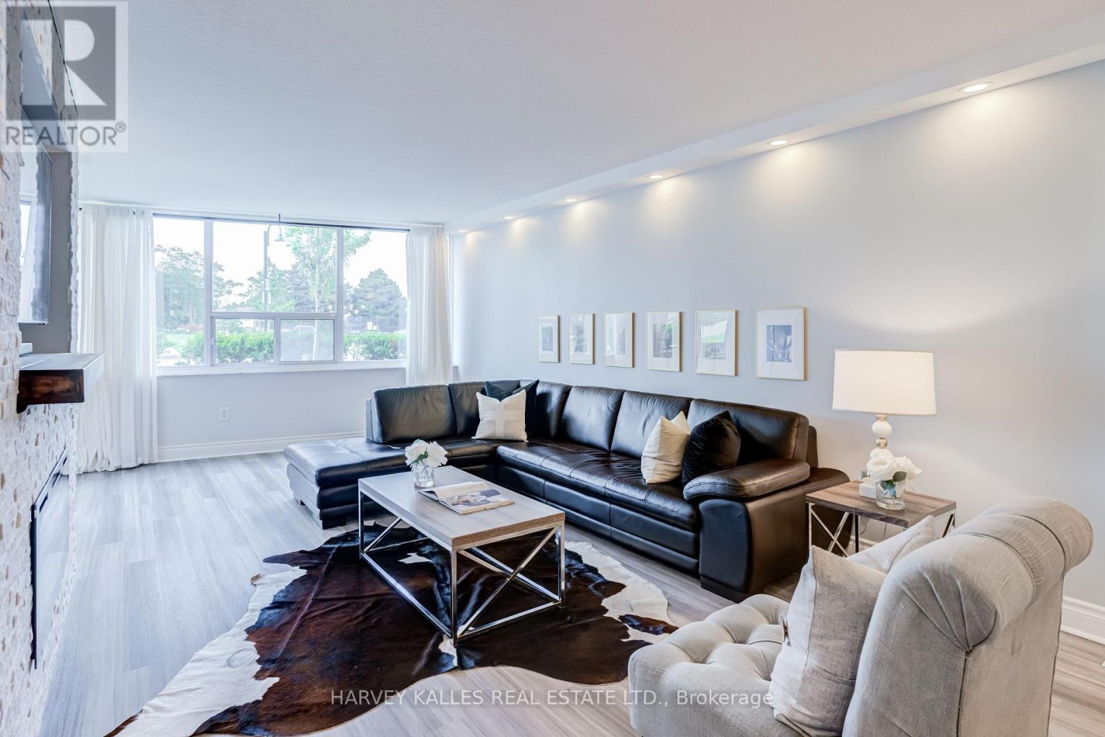 103 - 65 HUNTINGDALE BOULEVARD
