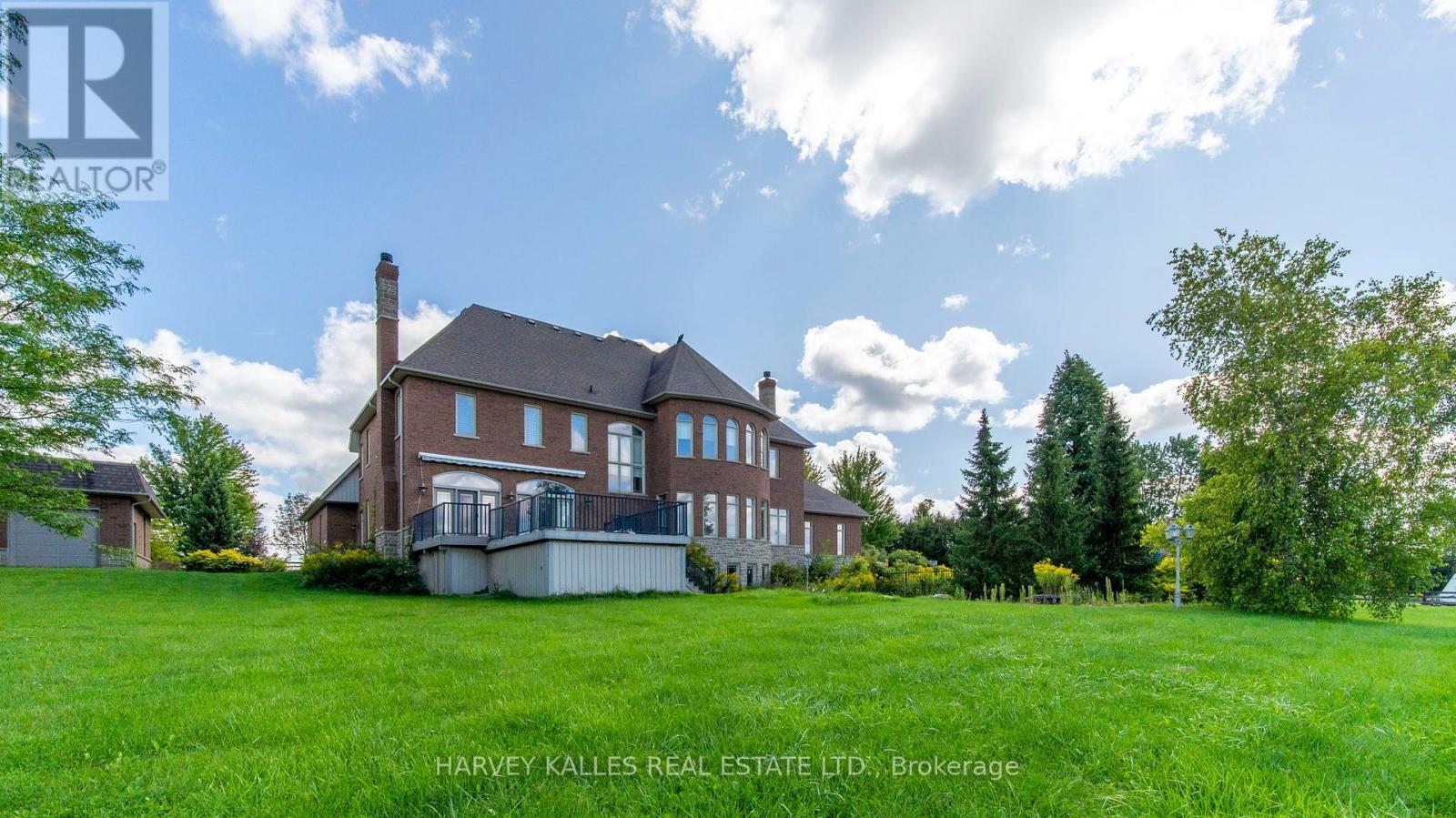 7472 ASHBURN ROAD