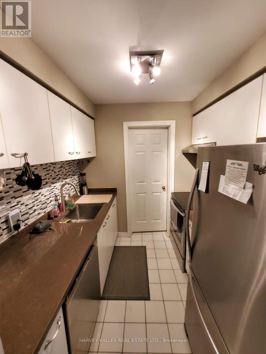 402 - 189 LAKE DRIVEWAY DRIVE W