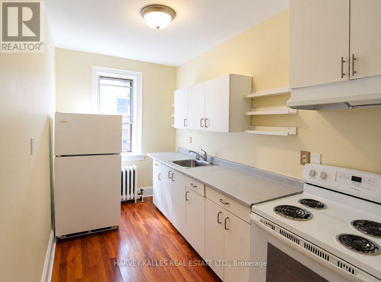 7 - 2220 QUEEN STREET E Unit: 7