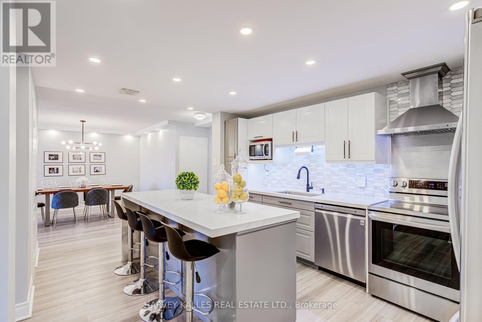 103 65 Huntingdale Boulevard Unit 103 Toronto L Amoreaux Ontario Ca M1w2p1 30422591