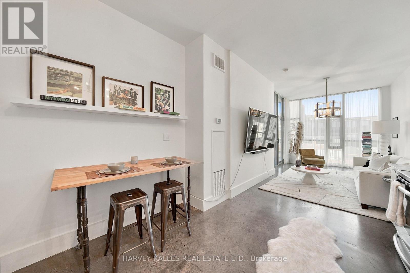 410 - 625 QUEEN STREET E Unit: 410