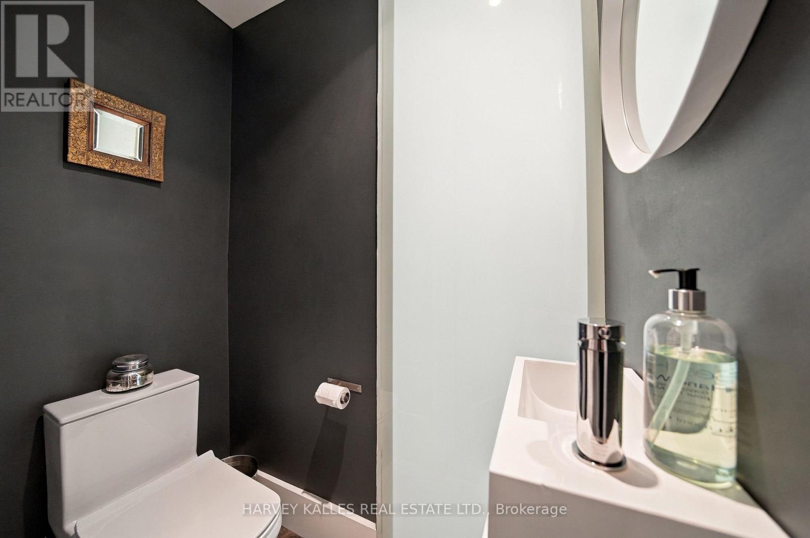 410 - 625 QUEEN STREET E Unit: 410