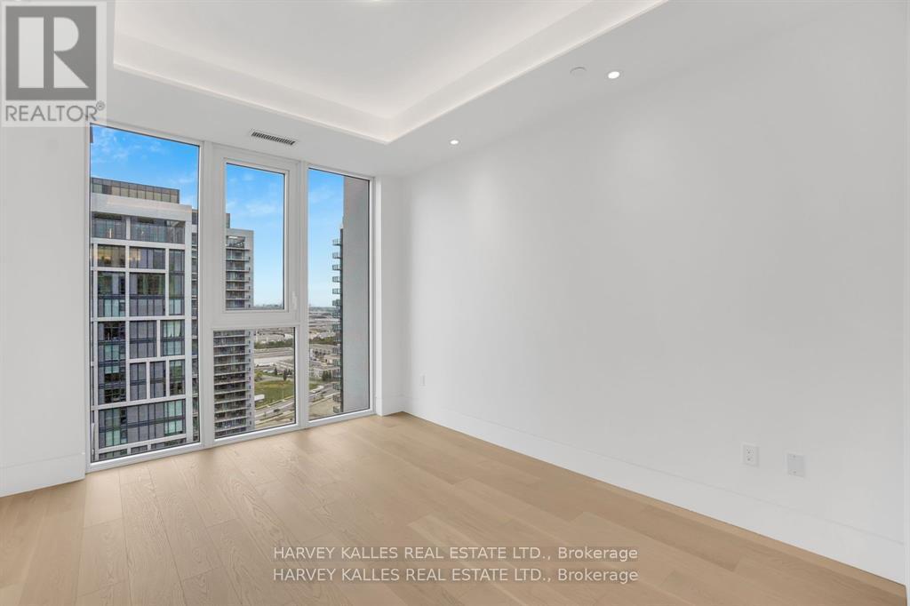 PH 102 - 9000 JANE STREET