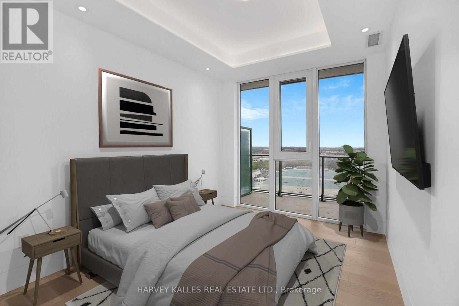 PH 102 - 9000 JANE STREET