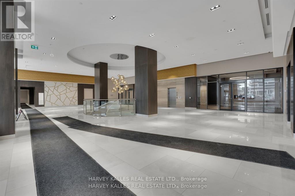 PH 102 - 9000 JANE STREET