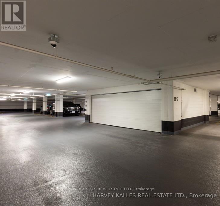 PH 102 - 9000 JANE STREET