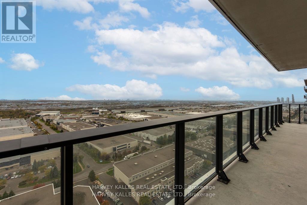 PH 102 - 9000 JANE STREET